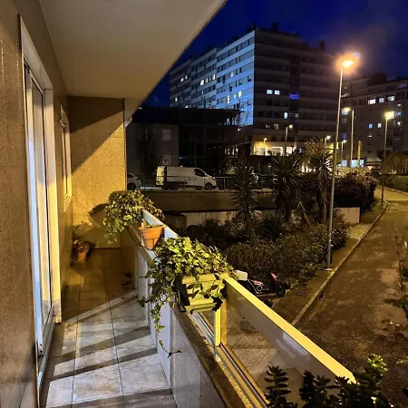 Piso 3 Hab Cerca De Av Madrid Con Wifi شقة