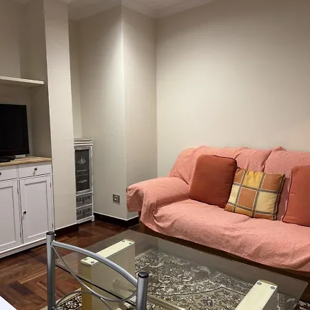 Piso 3 Hab Cerca De Av Madrid Con Wifi فيجو