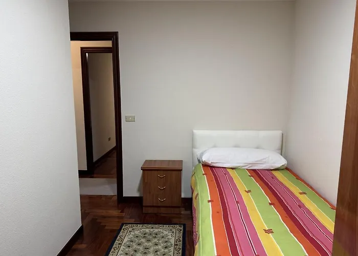 Piso 3 Hab Cerca De Av Madrid Con Wifi Apartmán