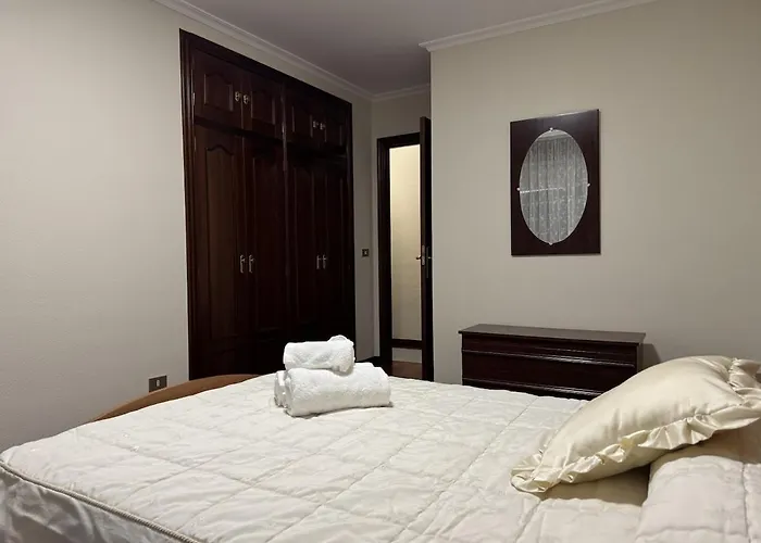 Piso 3 Hab Cerca De Av Madrid Con Wifi